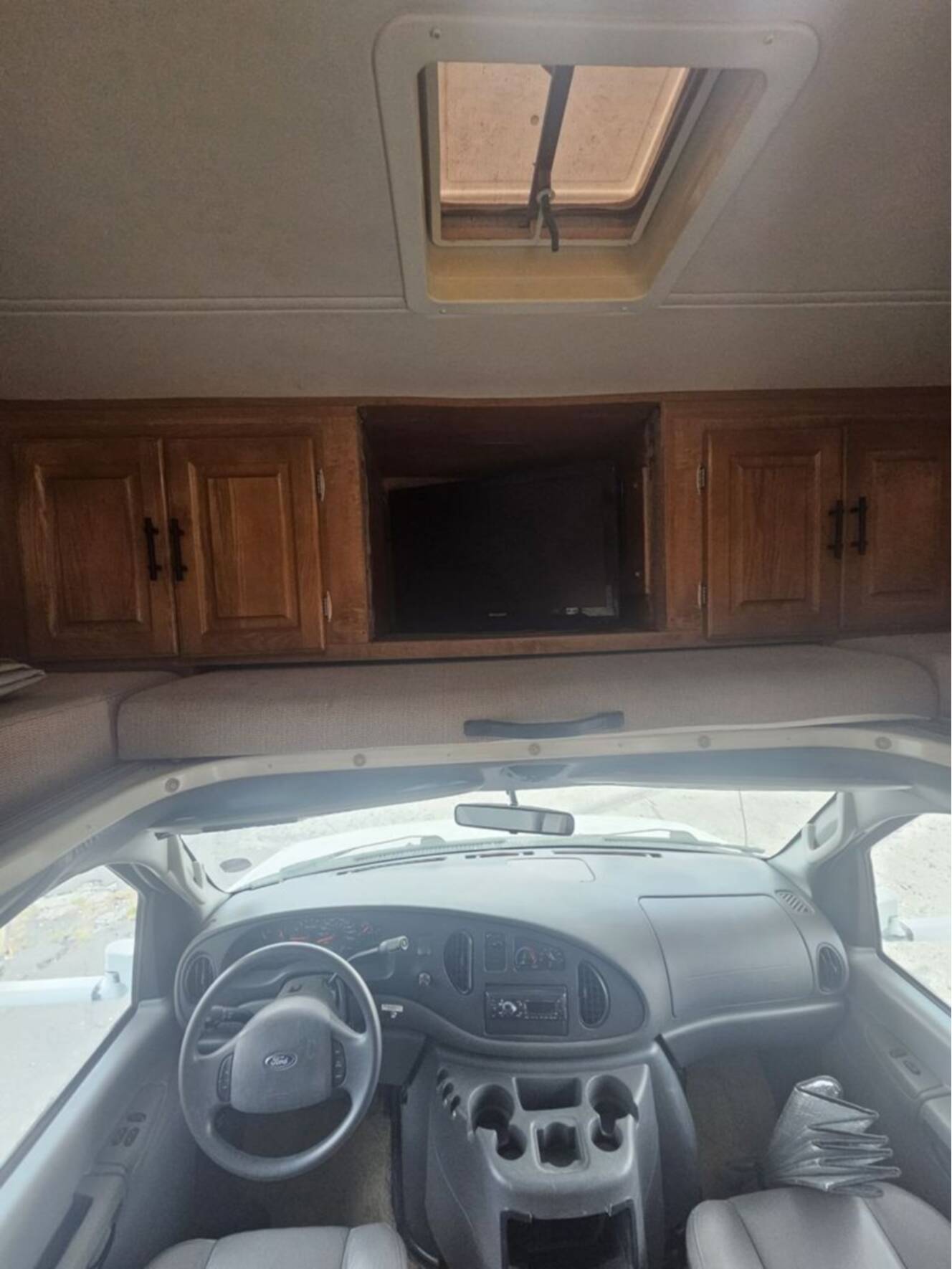 A photo of this 2006 Georgie Boy Maverick 310