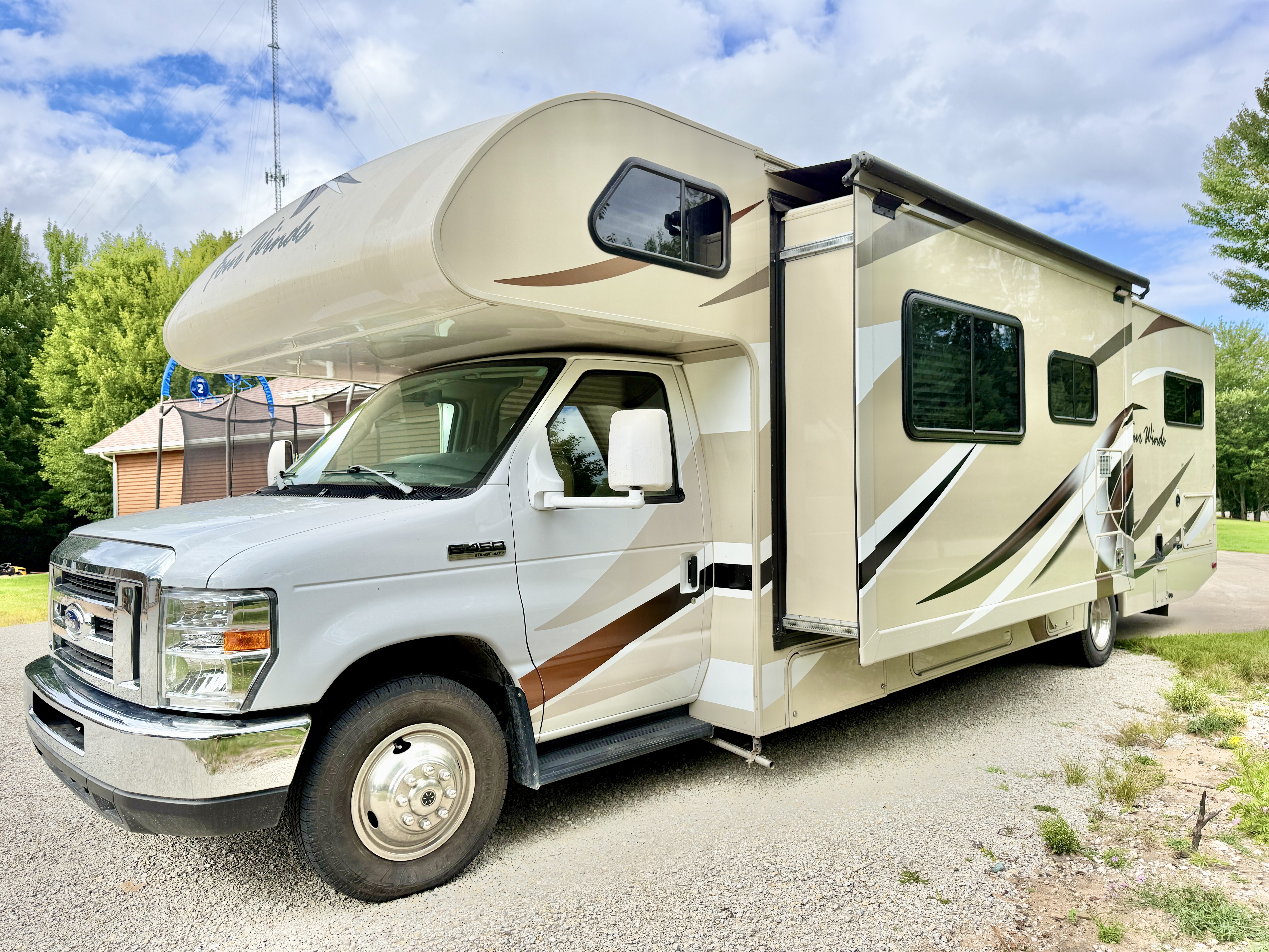 2017 Thor Motor Coach FOUR WINDS 30D in escanaba MI