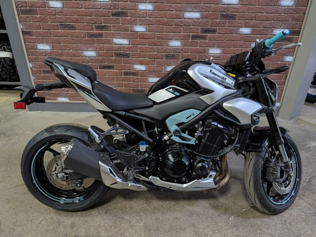 White Standard Motorcycles For Sale Near Sun City West, MI - Cycle