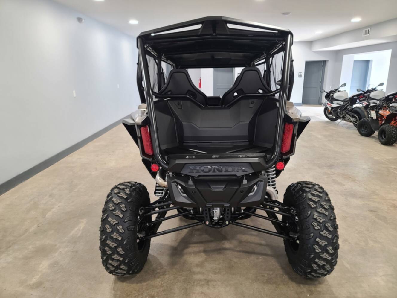 A photo of this 2026 Honda Talon 1000R 4 FOX Live Valve