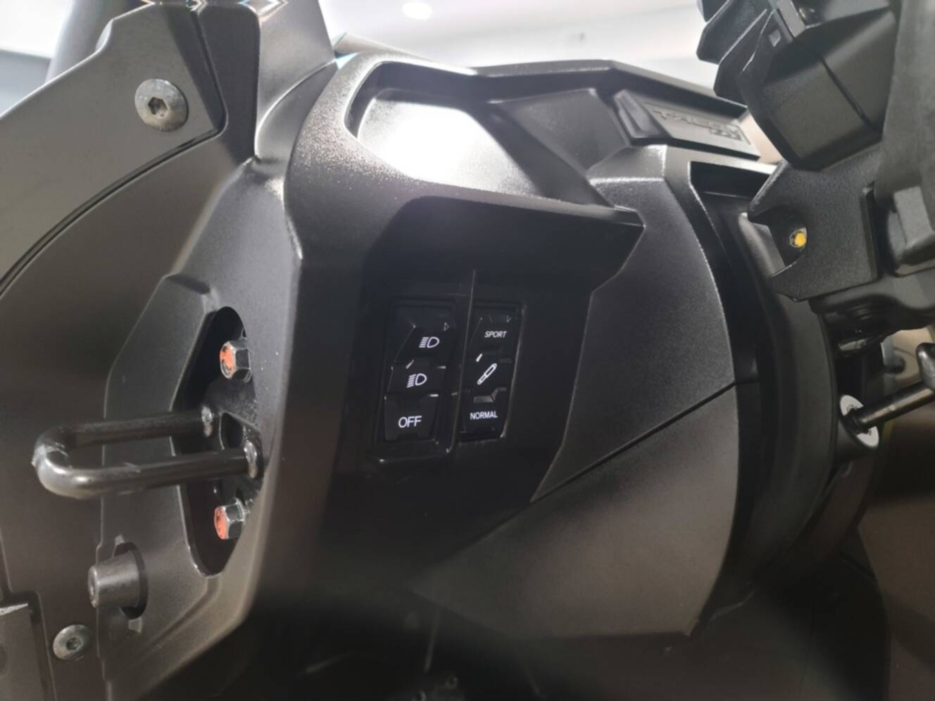 A photo of this 2026 Honda Talon 1000R 4 FOX Live Valve