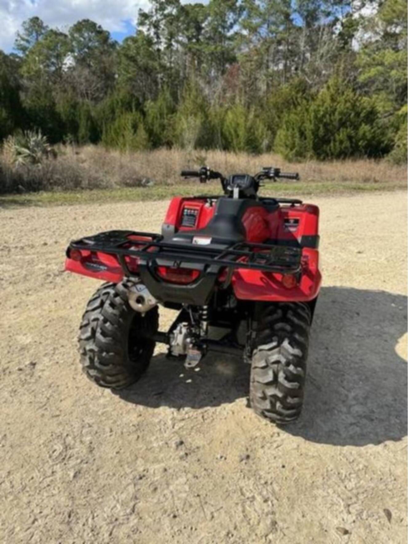 A photo of this 2027 Honda Fourtrax Rancher DCT IRS EPS