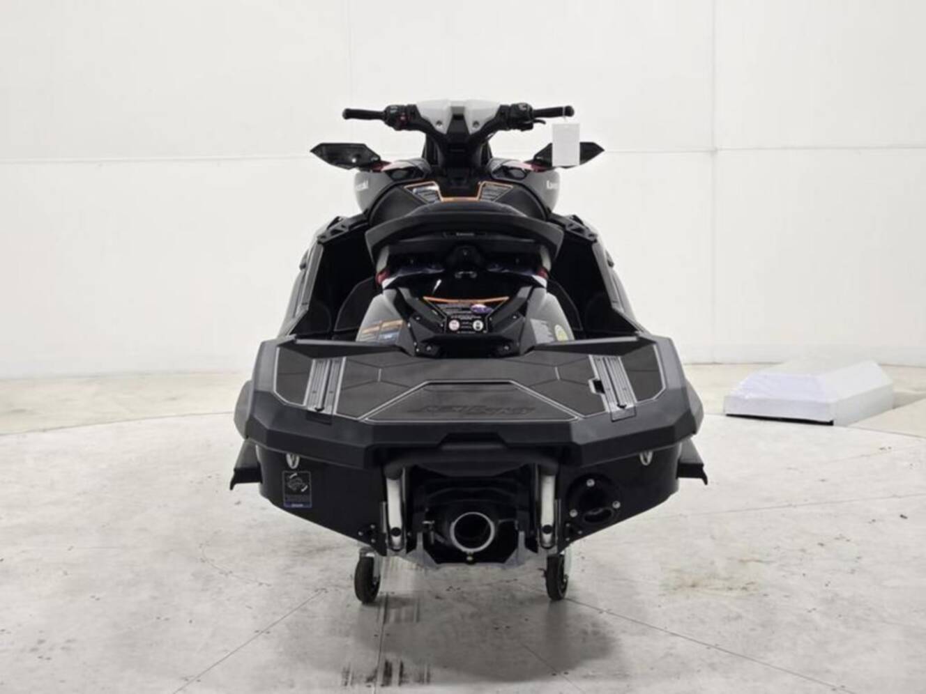 A photo of this 2026 Kawasaki Jet Ski Ultra 160 LX-S
