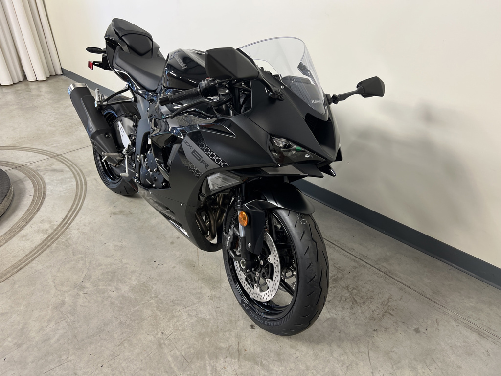 2027 Kawasaki Ninja ZX-6R (ZX636KVFAN) BASE in Peninsula, OH
