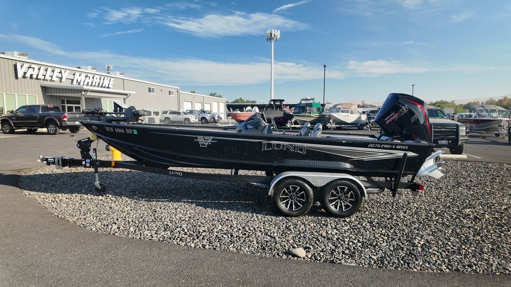 2024 Lund 2075 Pro-V Bass XS 2075 XS in union gap WA