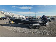 Lund 1775 Pro Guide Review image