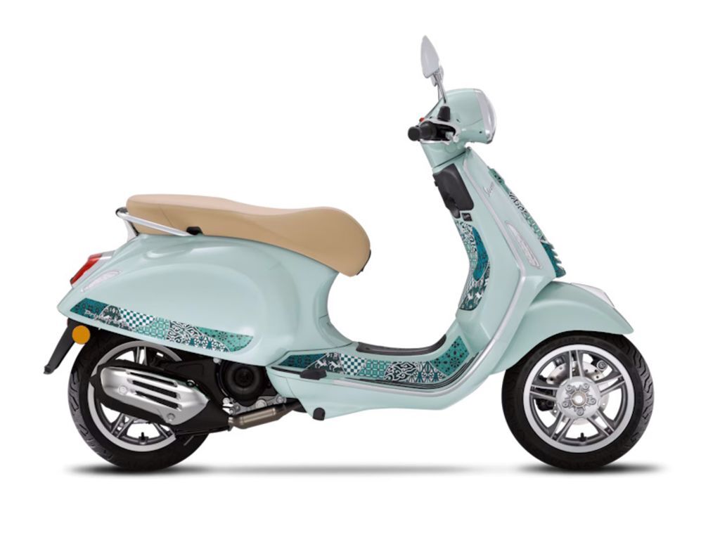 2025 Vespa Primavera 50 Batik 50 BATIK in Savannah, GA