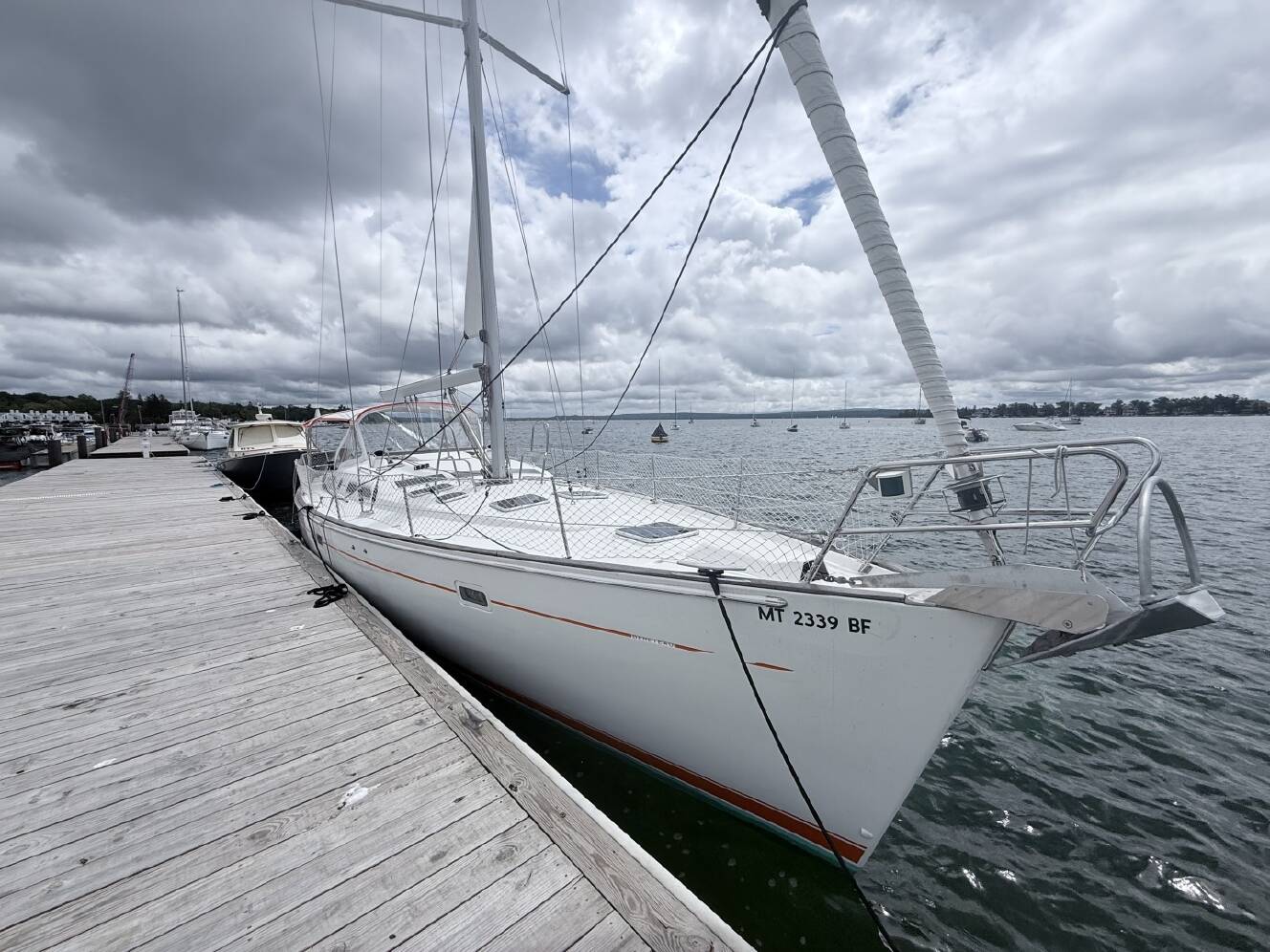 A photo of this 2002 Beneteau OCEANIS 473