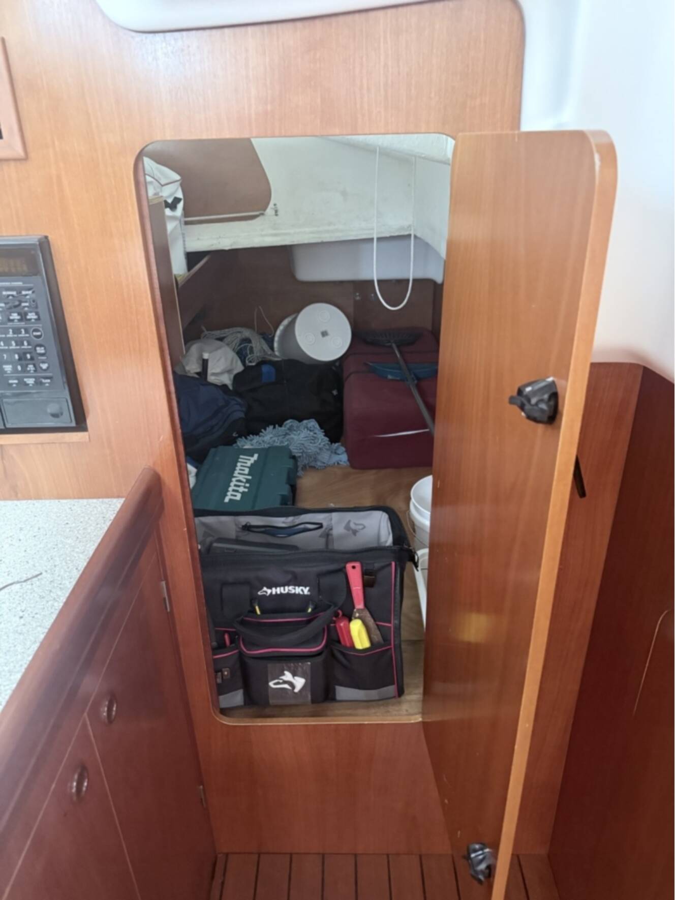 A photo of this 2002 Beneteau OCEANIS 473