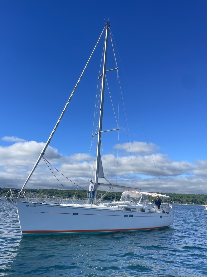 2002 Beneteau OCEANIS 473 51.1 in harbor springs MI