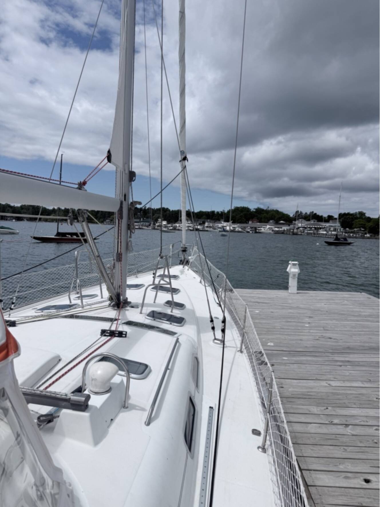 A photo of this 2002 Beneteau OCEANIS 473