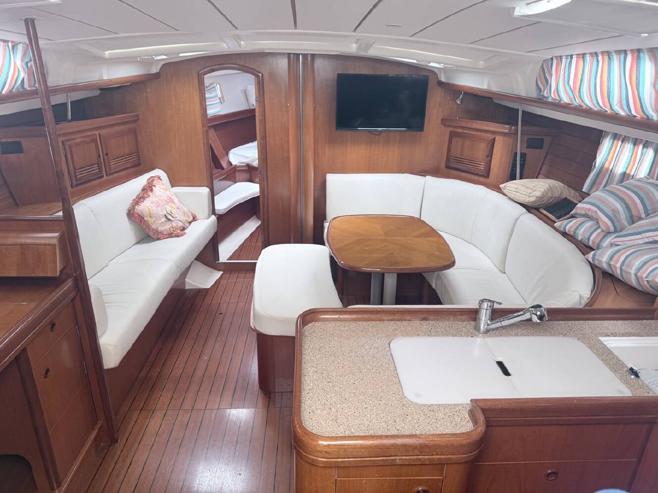 A photo of this 2002 Beneteau OCEANIS 473