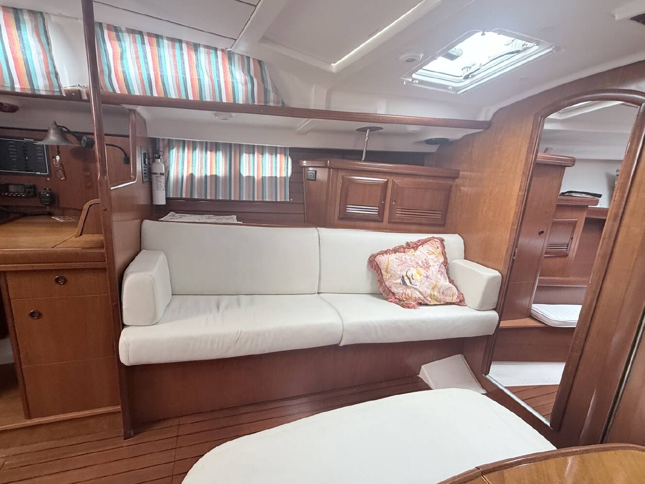 A photo of this 2002 Beneteau OCEANIS 473