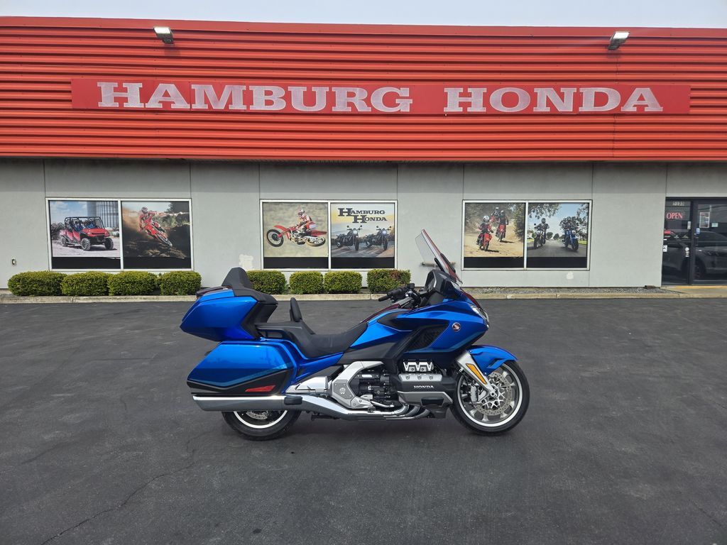 2022 Honda® Gold Wing Tour Automatic DCT 1800 TOUR AUTOMATIC DCT in Hamburg, NY