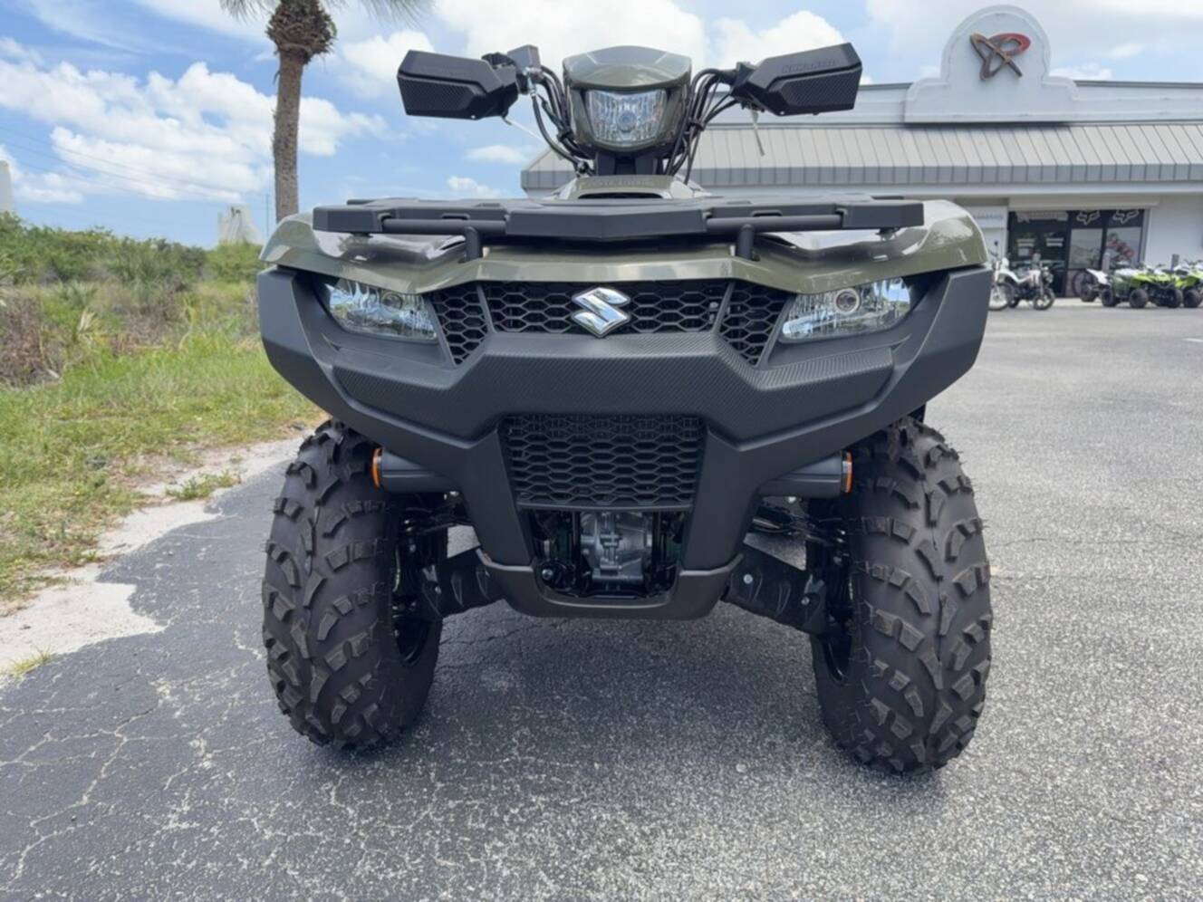 A photo of this 2026 Suzuki KingQuad 750AXi Power Steering