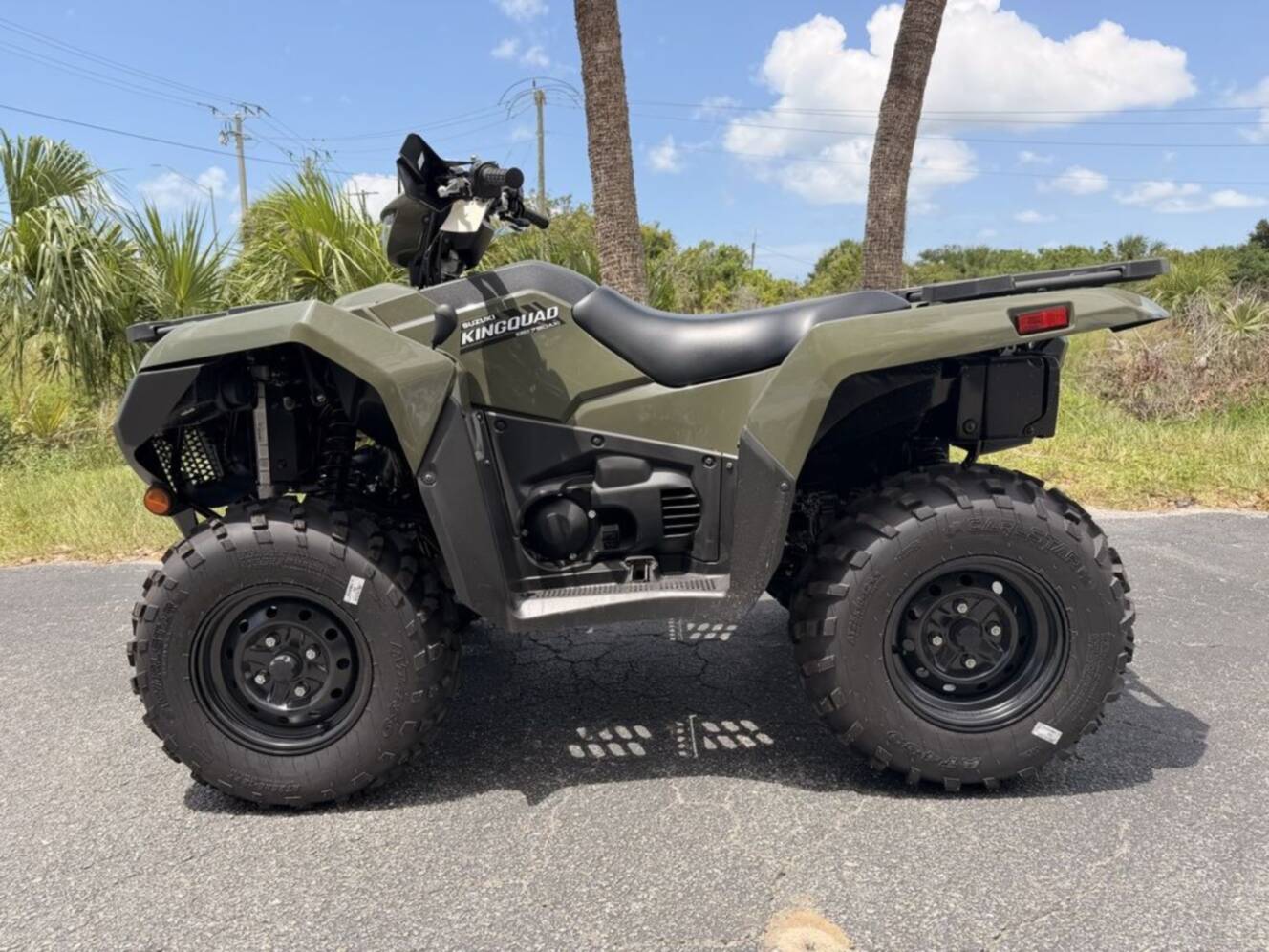 A photo of this 2026 Suzuki KingQuad 750AXi Power Steering