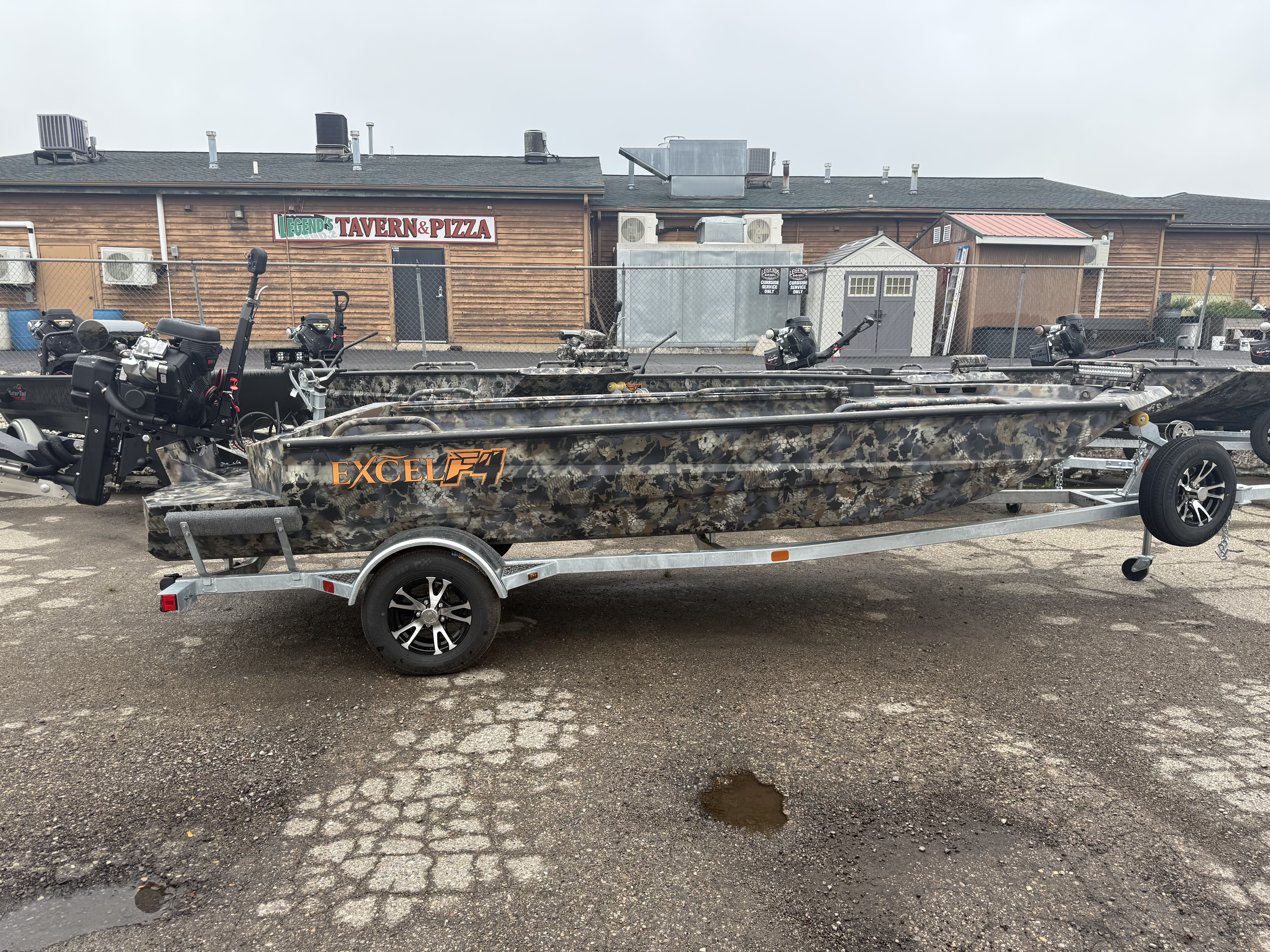 2027 Excel 1860 SWV4 STALKER SIDE AND CENTER CONSOLE in fenton MI