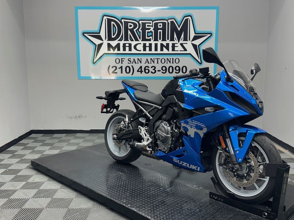 2024 Suzuki GSX-8R 8R in San Antonio, TX