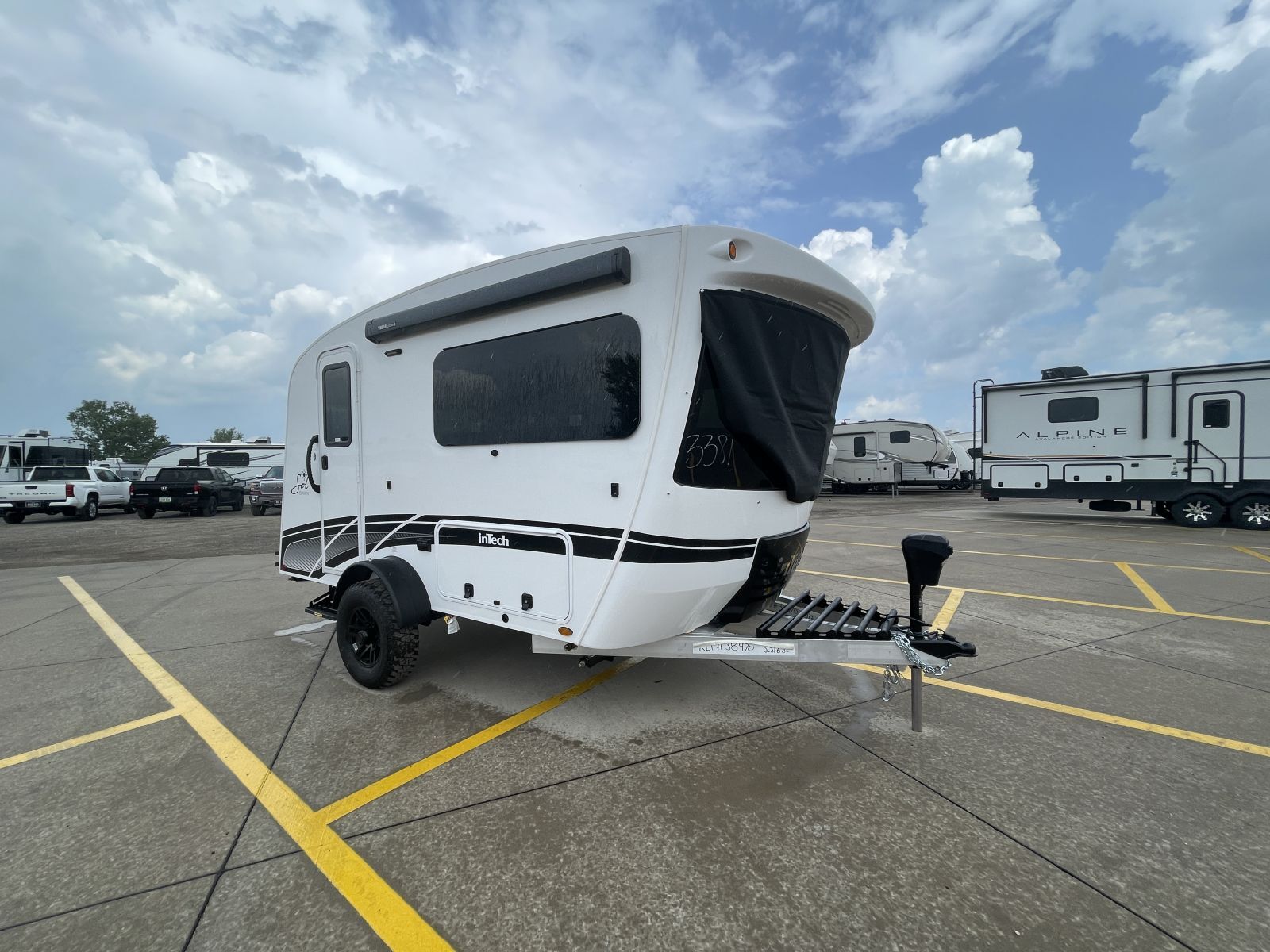 2027 Intech SOL DAWN S7X10.5 DAWN BASE in blue grass IA