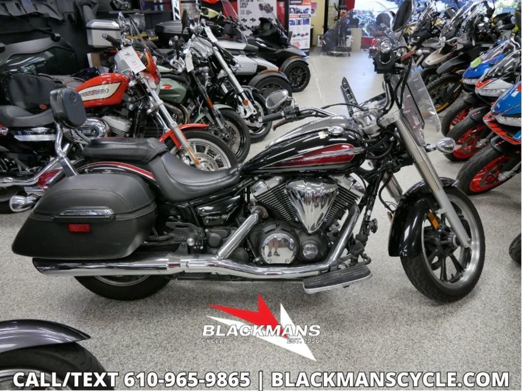 2014 Yamaha V Star® 950 Tourer 950 TOURER in Emmaus, PA
