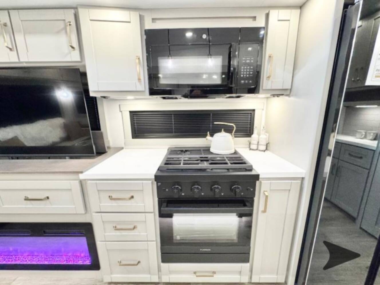 A photo of this 2026 Brinkley Model Z 3610