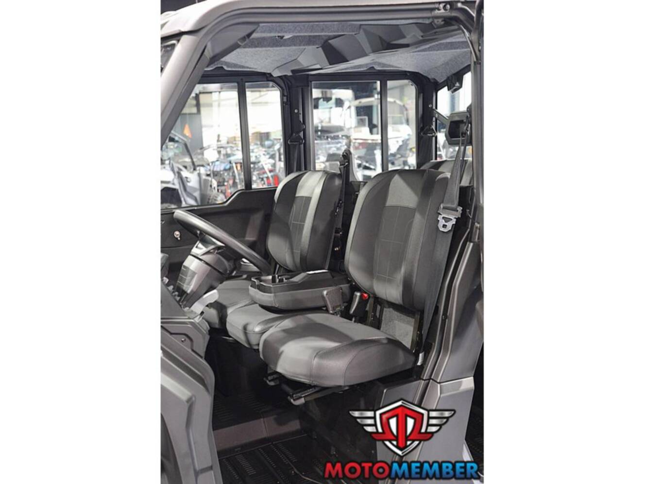 A photo of this 2026 Can-Am Defender MAX XT CAB HD11