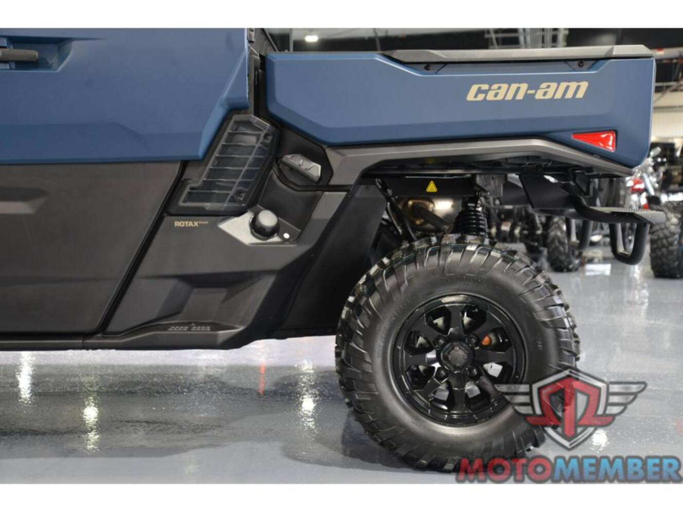 A photo of this 2026 Can-Am Defender MAX XT CAB HD11