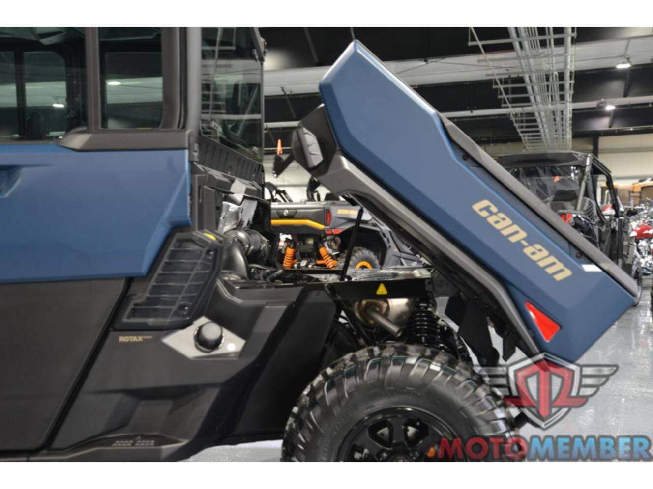 A photo of this 2026 Can-Am Defender MAX XT CAB HD11