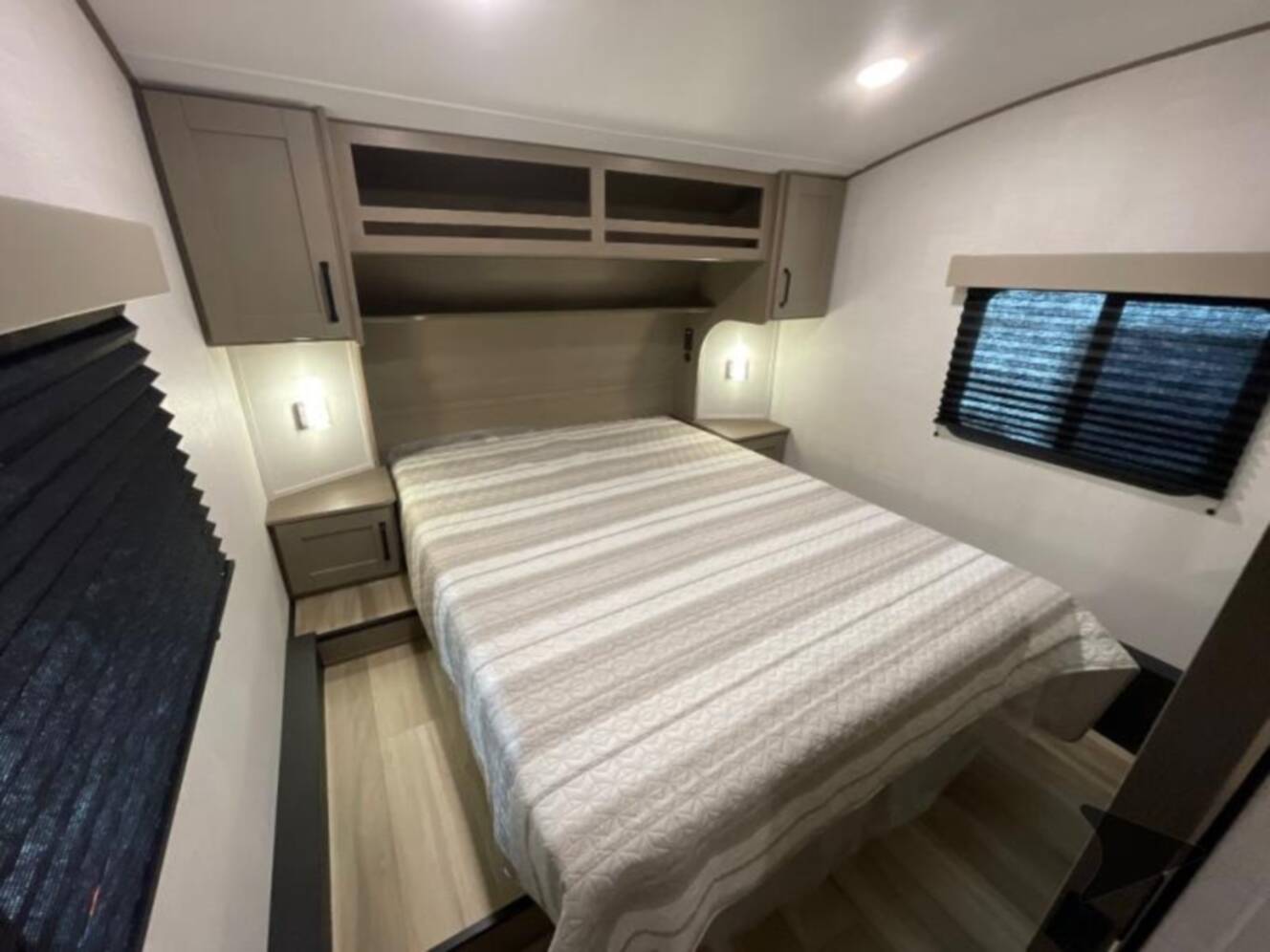A photo of this 2025 Grand Design Reflection 100 Series 22RK