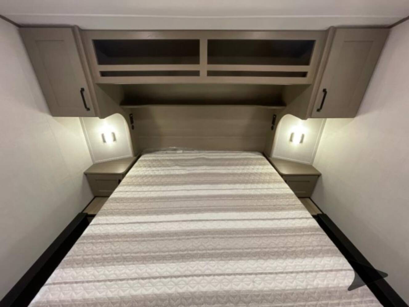 A photo of this 2025 Grand Design Reflection 100 Series 22RK