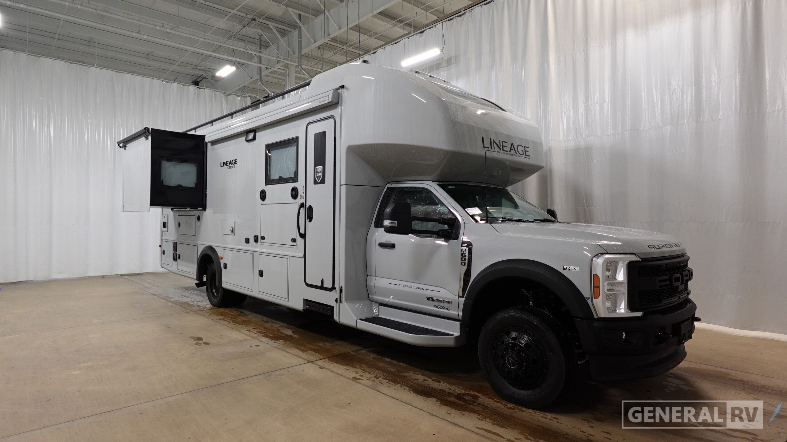 2027 Grand Design LINEAGE SERIES F 31ZW in draper UT