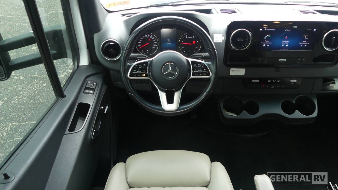 A photo of this 2021 Regency ULTRA BROUGHAM 25TBS