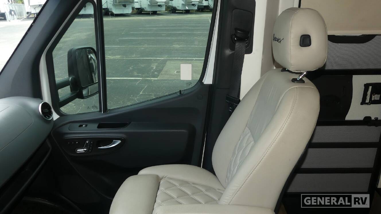 A photo of this 2021 Regency ULTRA BROUGHAM 25TBS