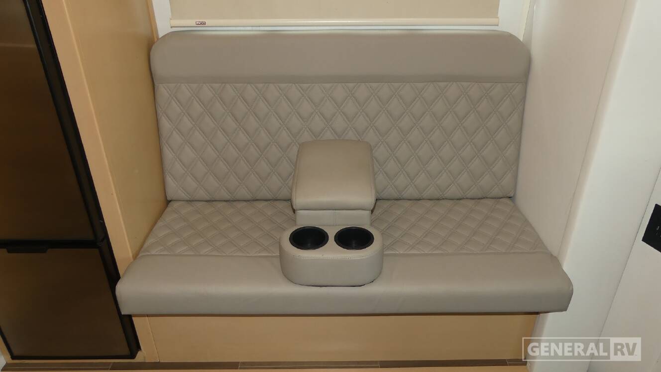 A photo of this 2021 Regency ULTRA BROUGHAM 25TBS