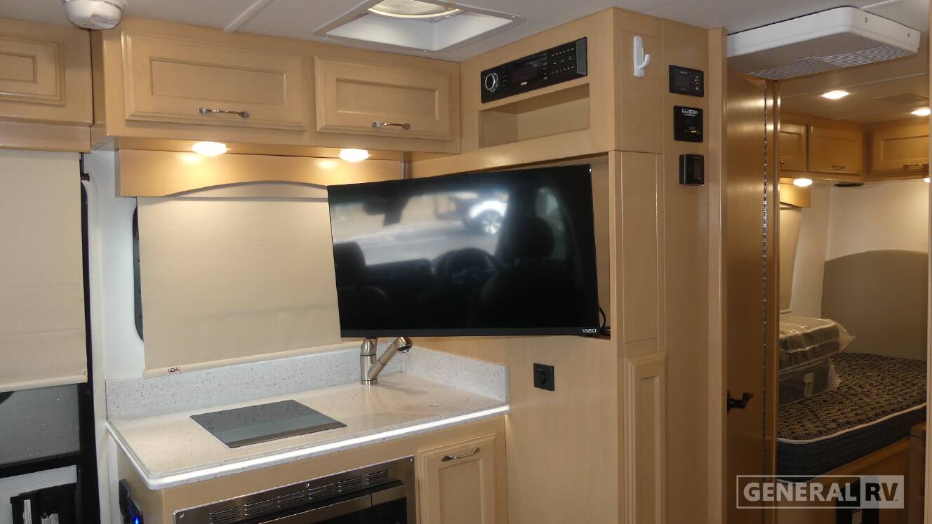 A photo of this 2021 Regency ULTRA BROUGHAM 25TBS
