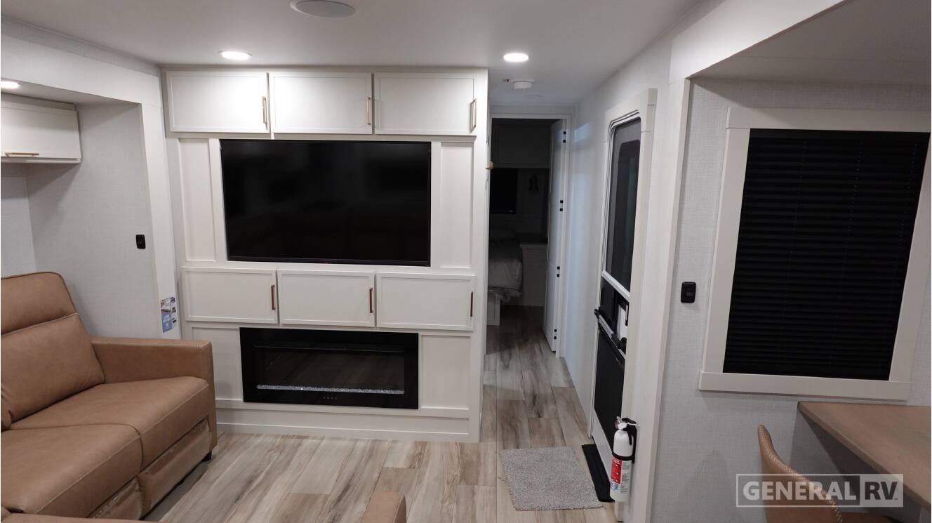 A photo of this 2026 Brinkley MODEL I 280