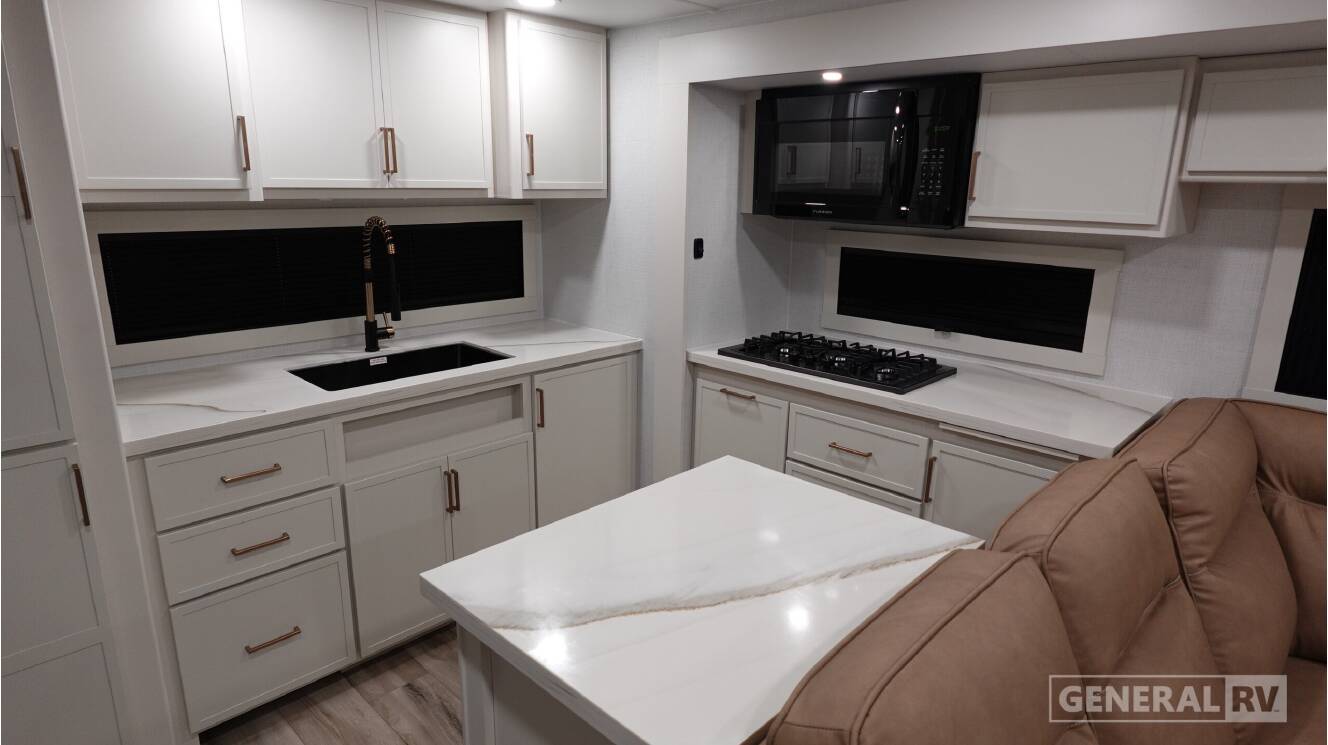 A photo of this 2026 Brinkley MODEL I 280