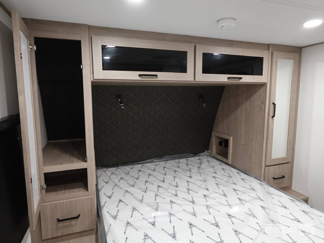 A photo of this 2026 Grand Design IMAGINE 25RLE