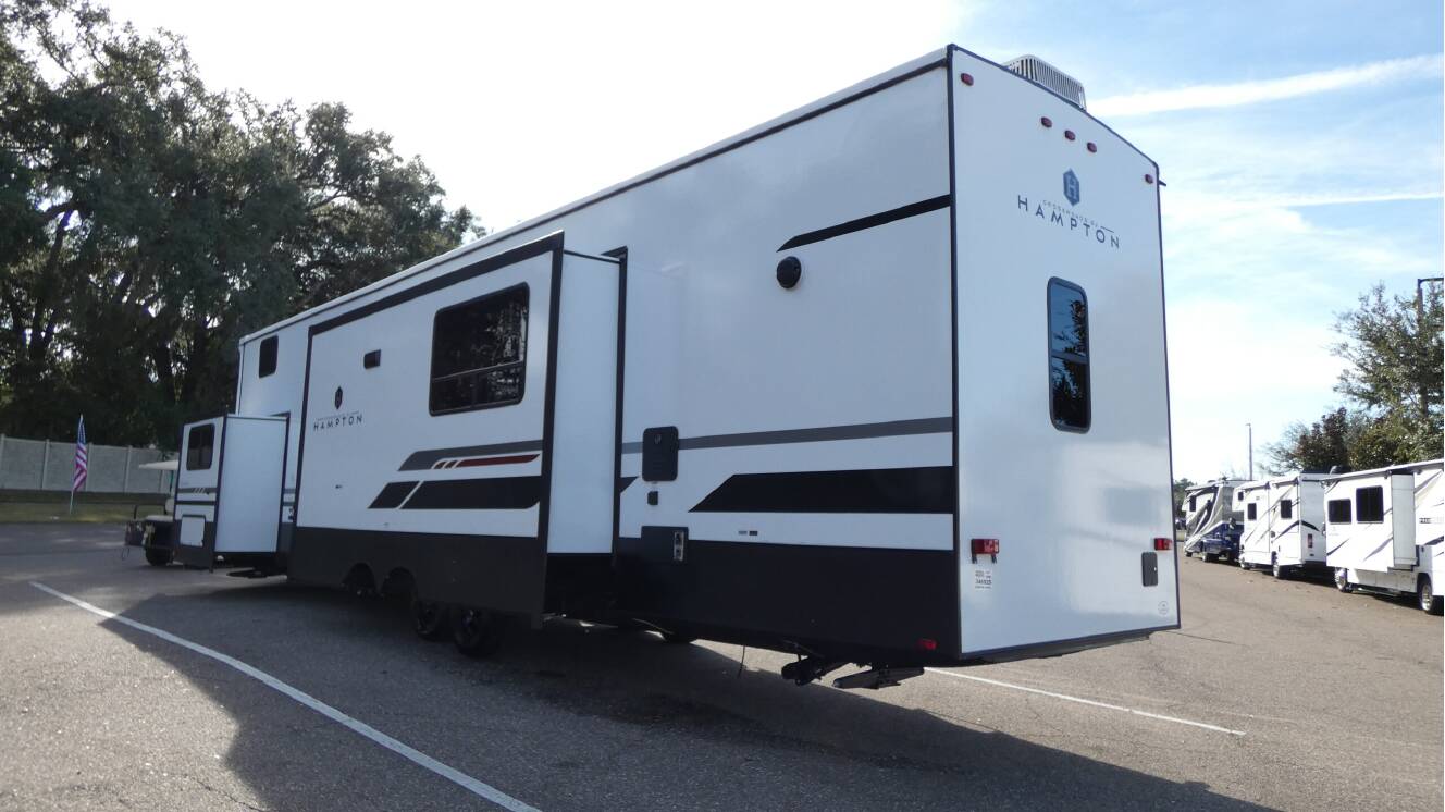 A photo of this 2026 Crossroads Rv HAMPTON 410PVL