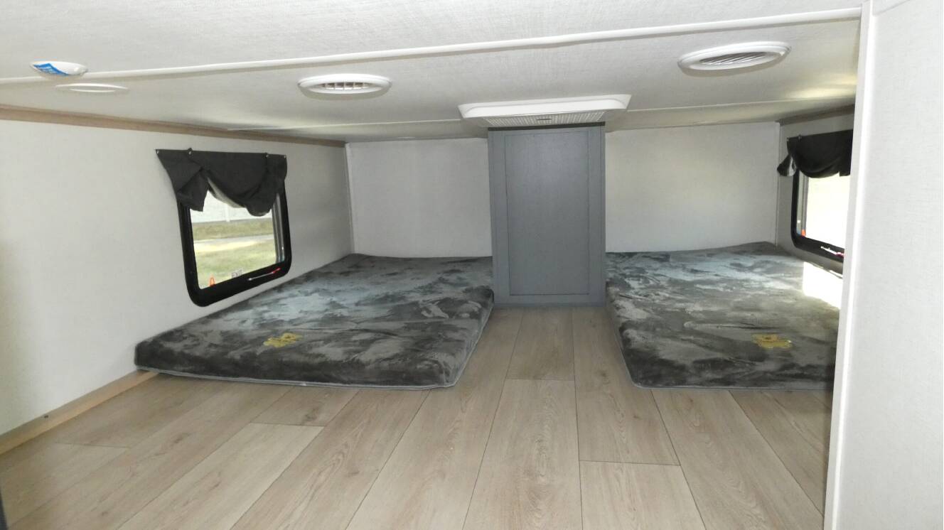 A photo of this 2026 Crossroads Rv HAMPTON 410PVL