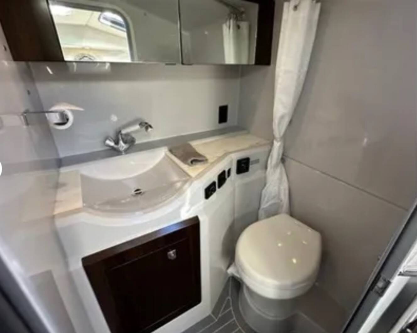 A photo of this 2021 Cruisers Yachts 338 SS OB SOUTHBEACH
