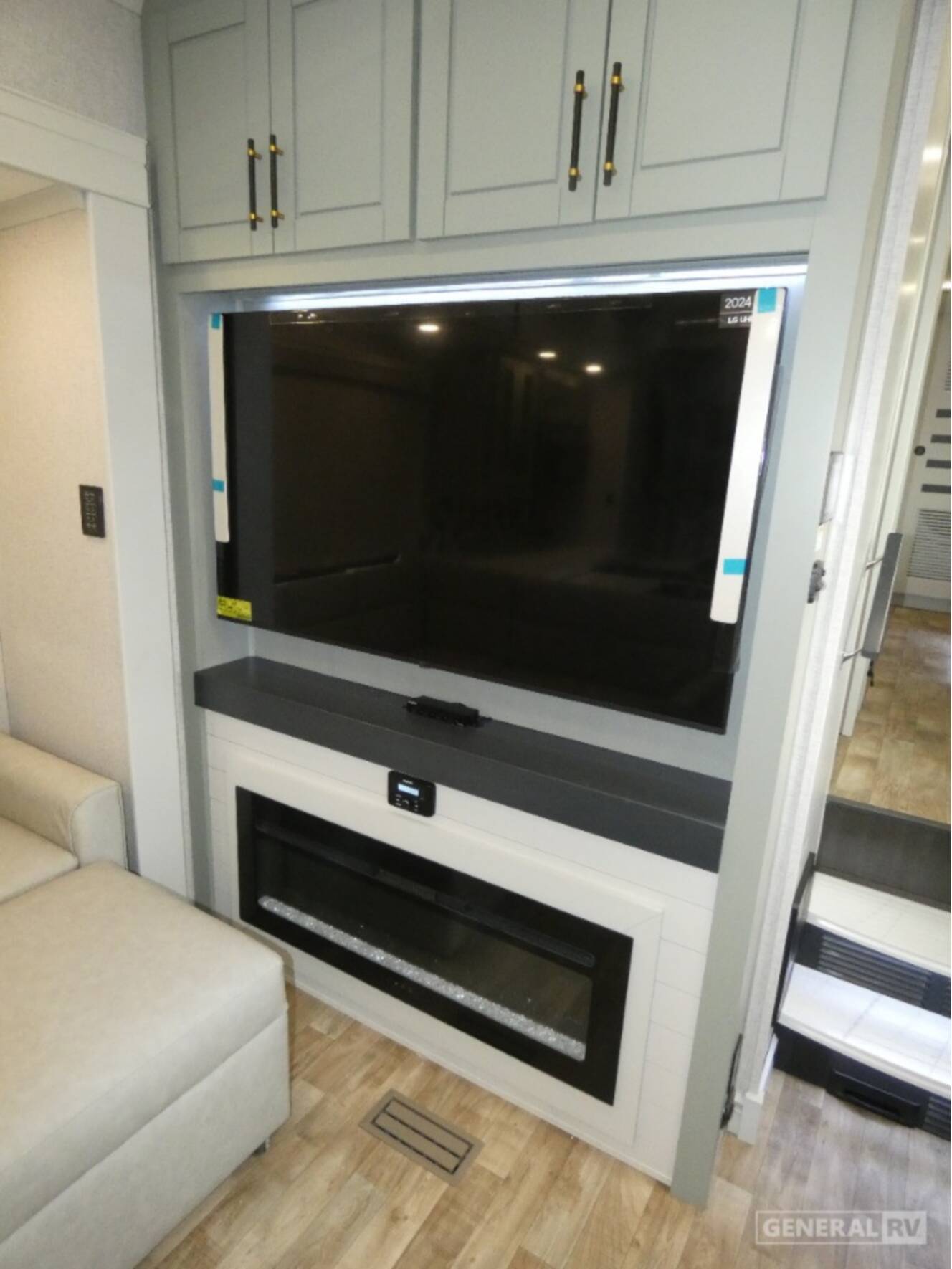 A photo of this 2026 Crossroads Rv REDWOOD 4512TH