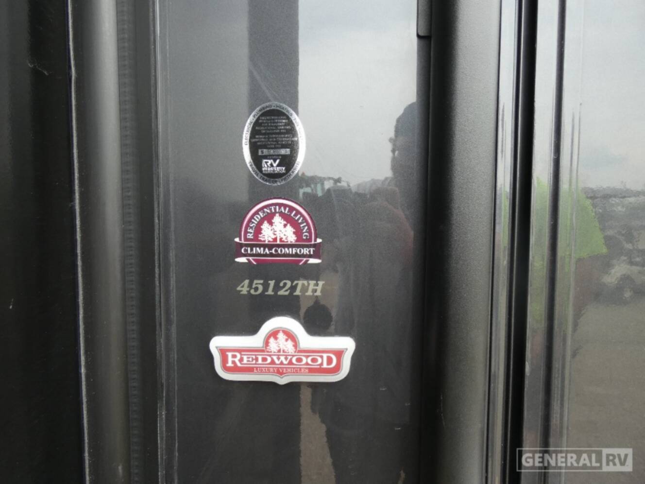 A photo of this 2026 Crossroads Rv REDWOOD 4512TH