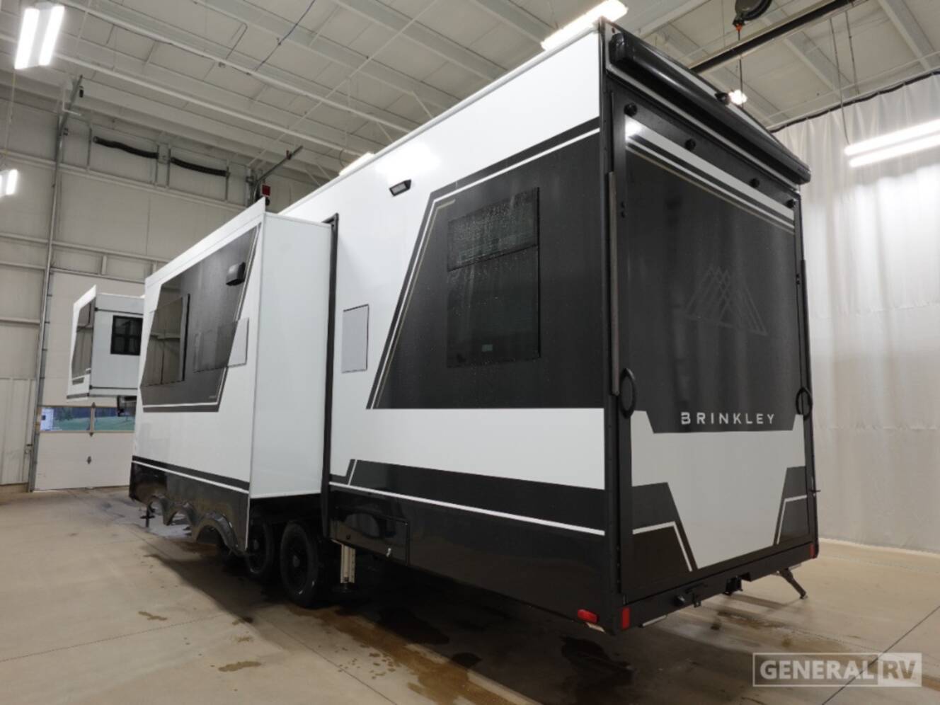 A photo of this 2025 Brinkley MODEL G 3250