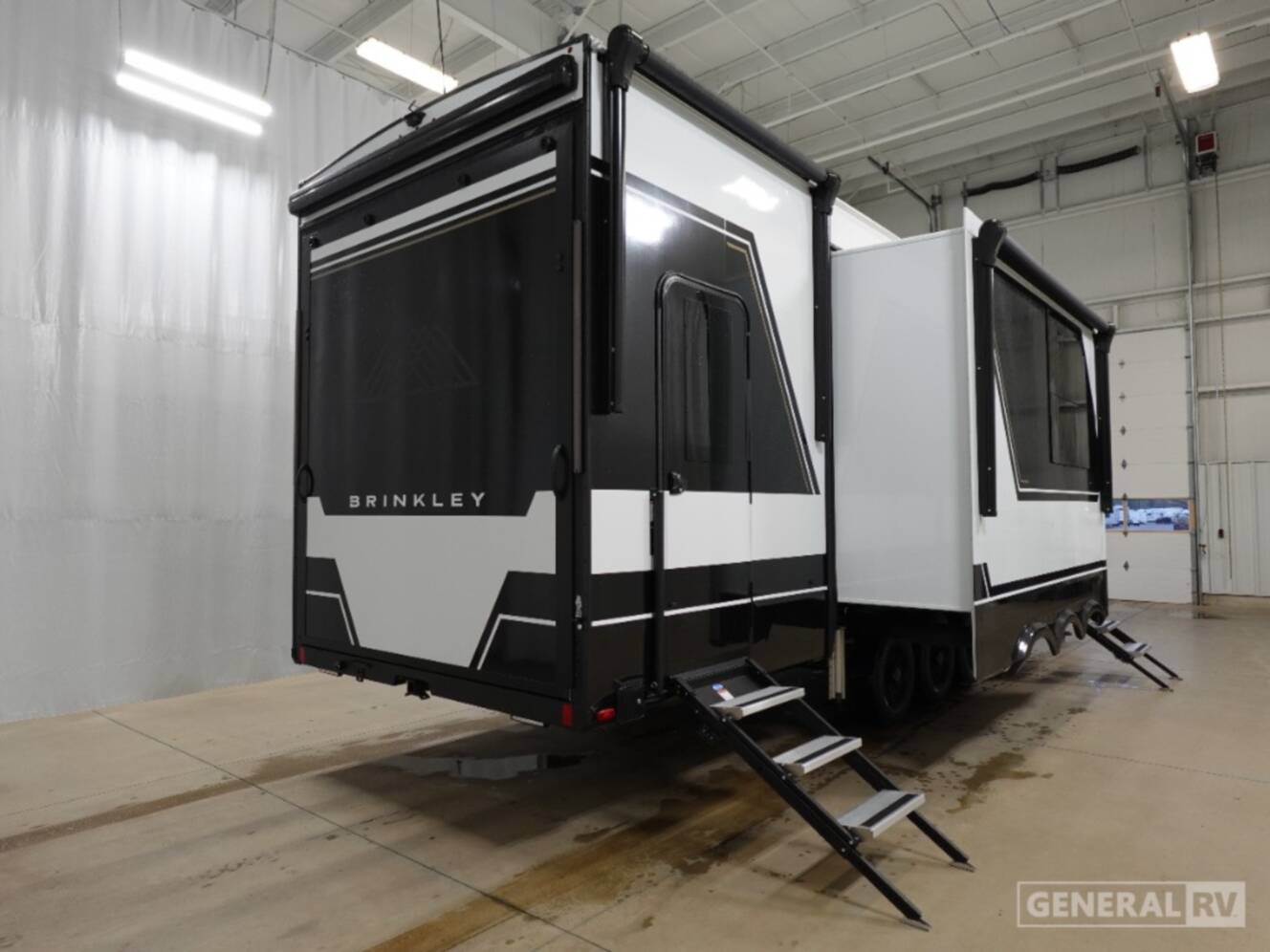 A photo of this 2025 Brinkley MODEL G 3250