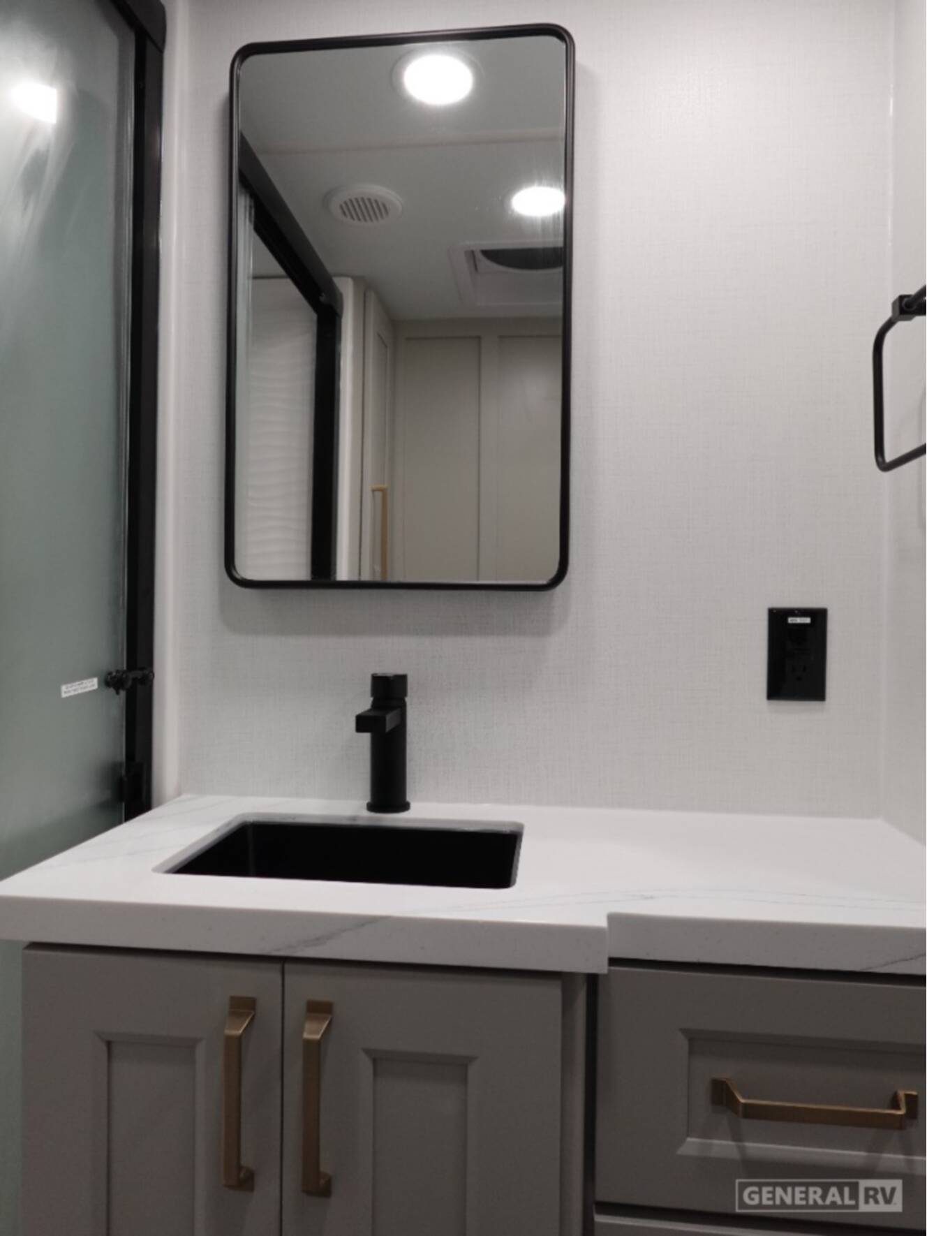 A photo of this 2025 Brinkley MODEL G 3250