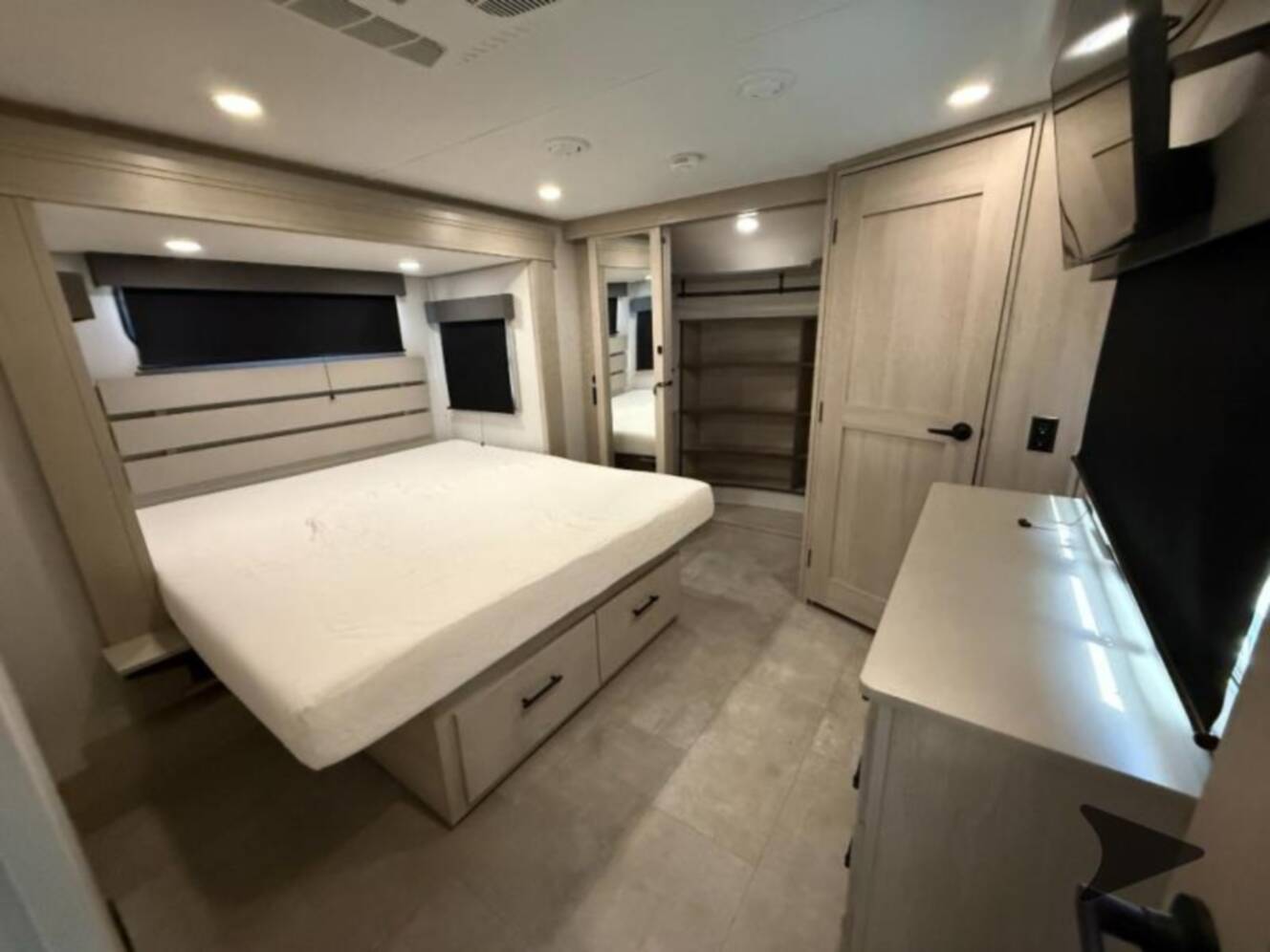 A photo of this 2025 Grand Design Solitude 390RK