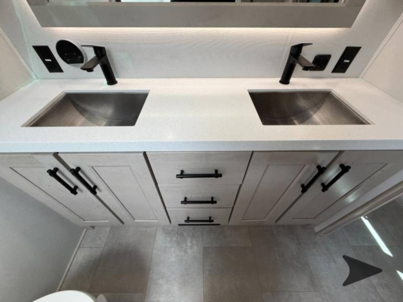 A photo of this 2025 Grand Design Solitude 390RK