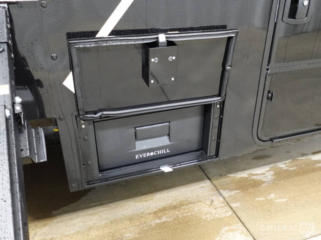 A photo of this 2026 Brinkley MODEL G 3250