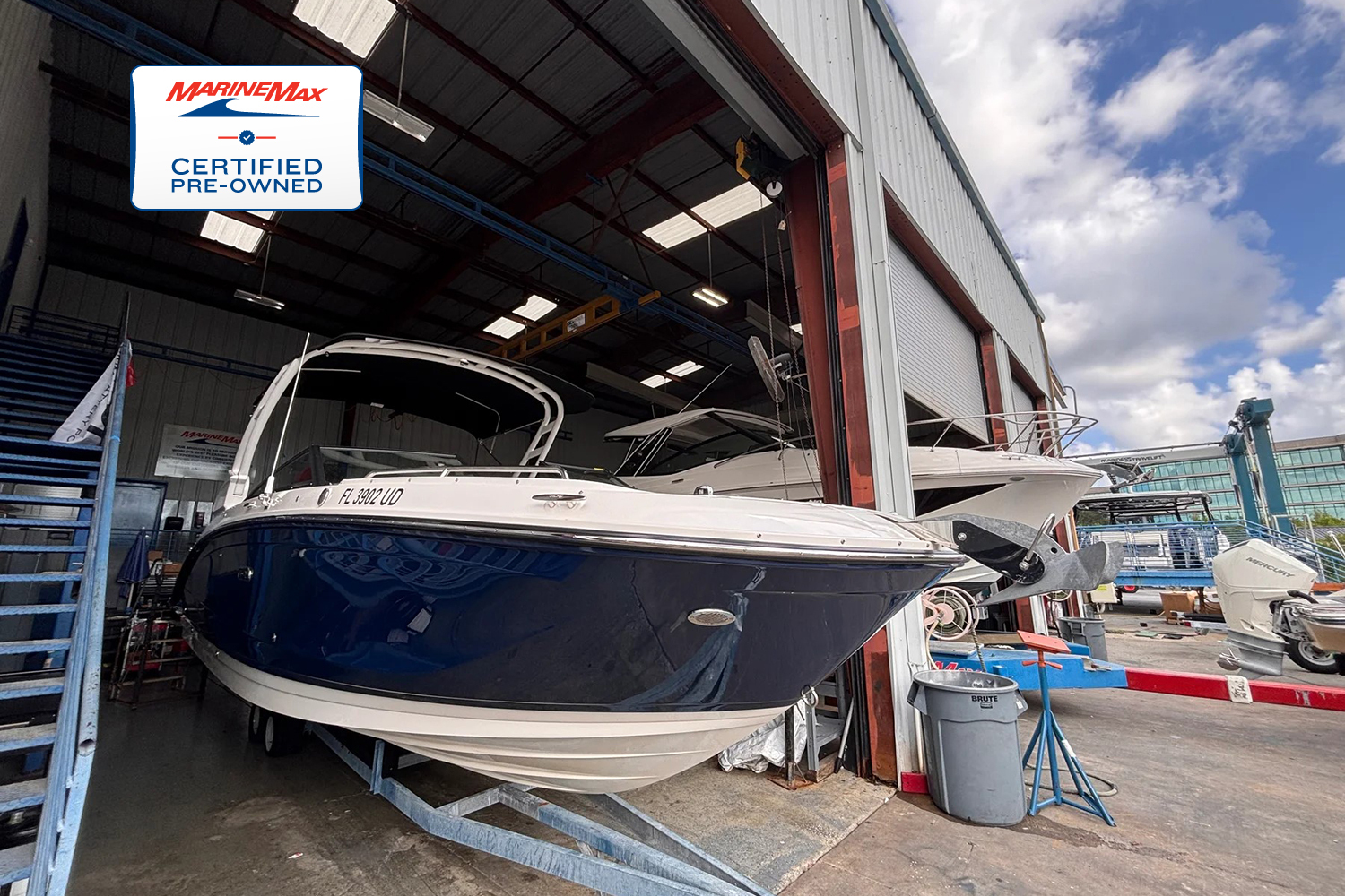 2026 Sea Ray SDX 290 Outboard in naples FL